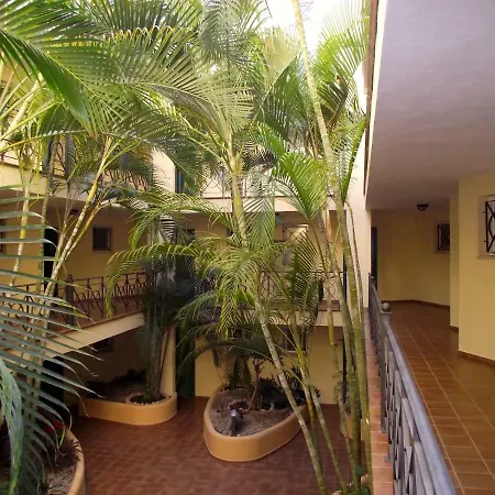 Parque Tropical I Los Cristianos (Tenerife)