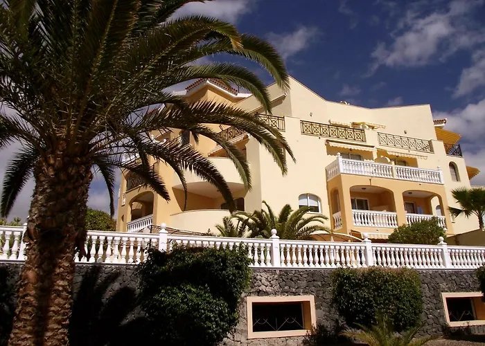 Parque Tropical I דירה